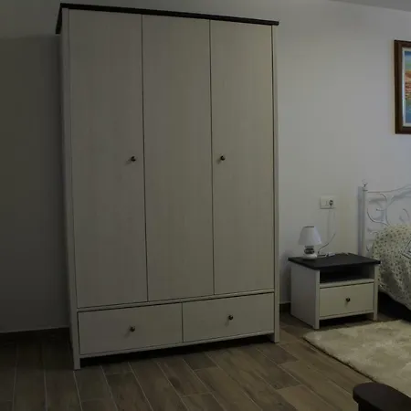 Apartman Robi Apartment