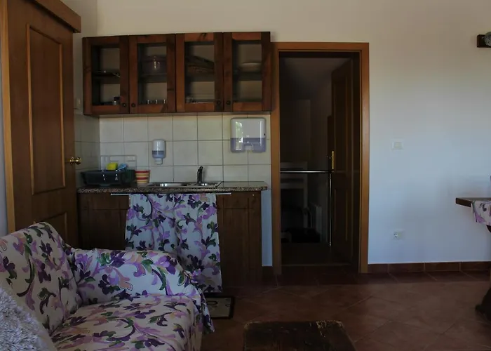 Robi * Nova Vas (Porec)